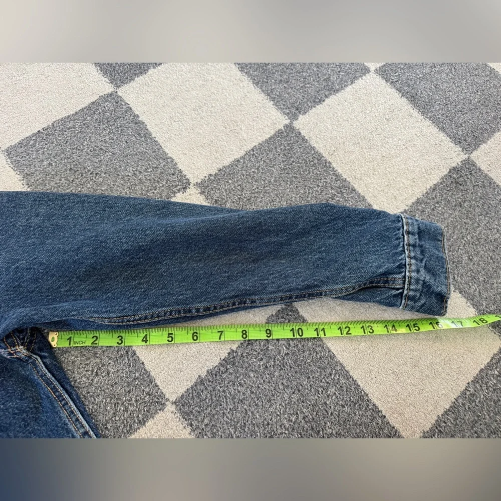 Women’s Old Navy Denim Jacket - Picture 9 of 11